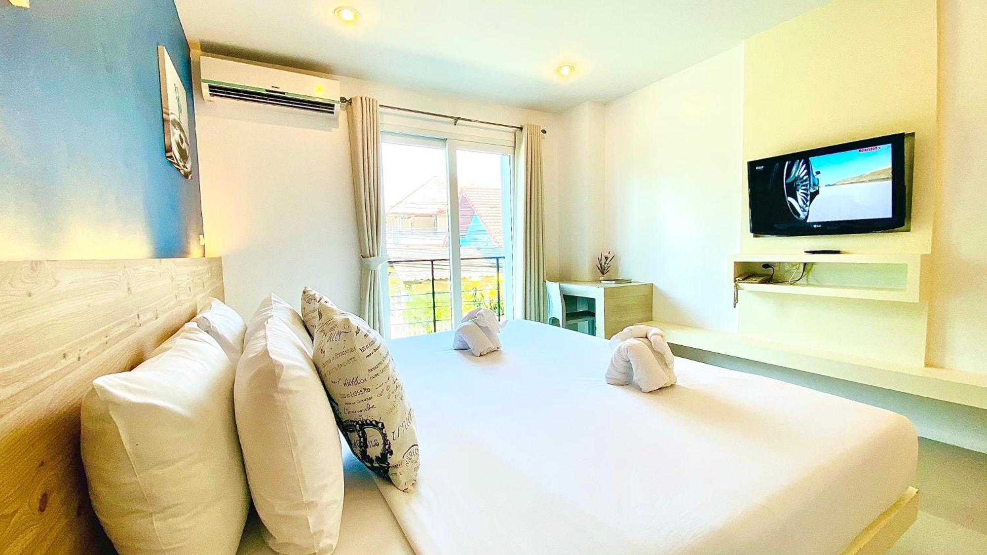 The Palms Residence - Sha Extra Plus Phuket Room photo