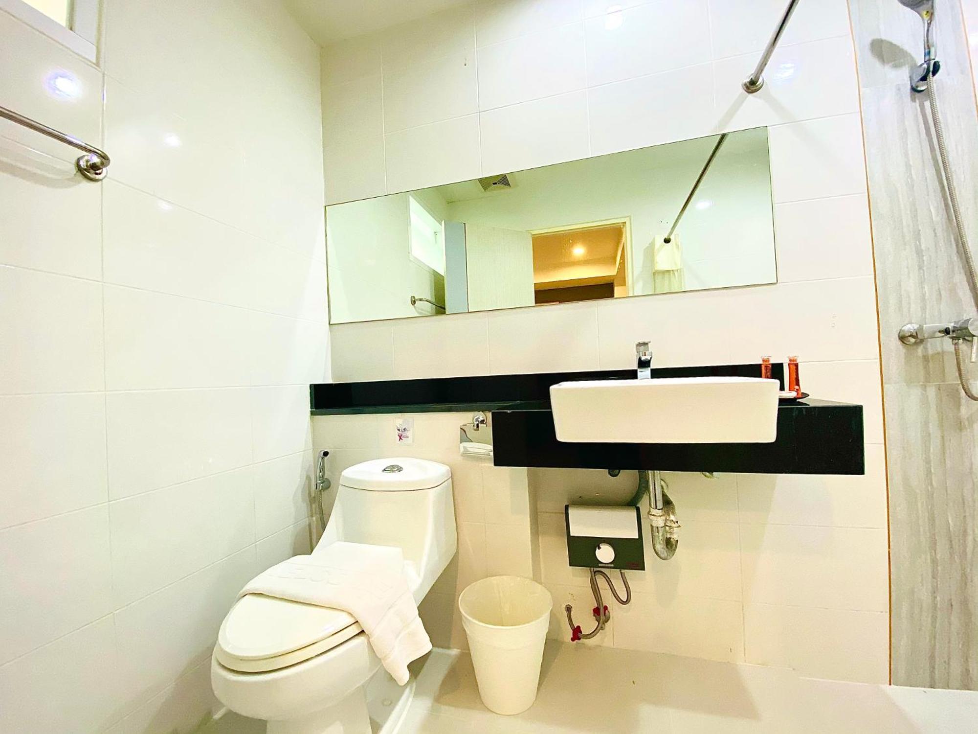 The Palms Residence - Sha Extra Plus Phuket Room photo